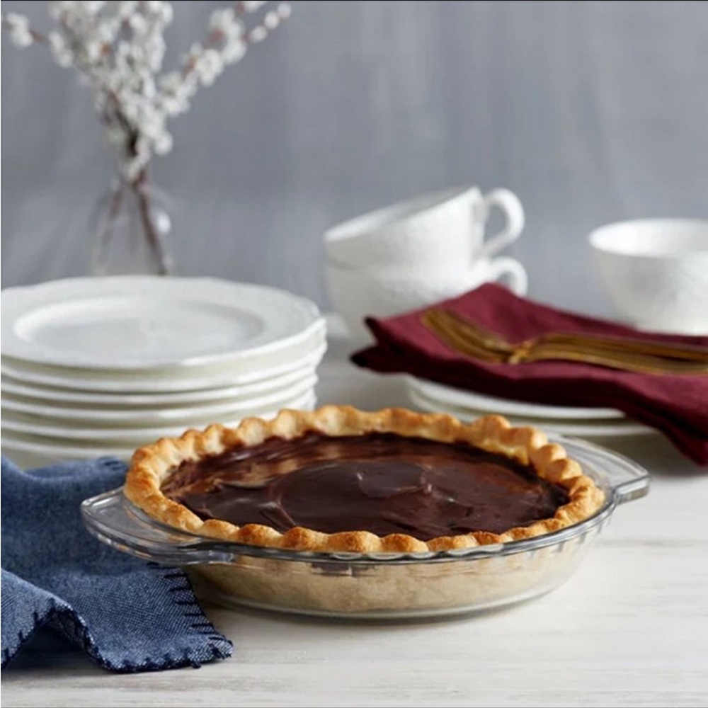 Anchor Hocking 9.5-inch Glass Pie Dish